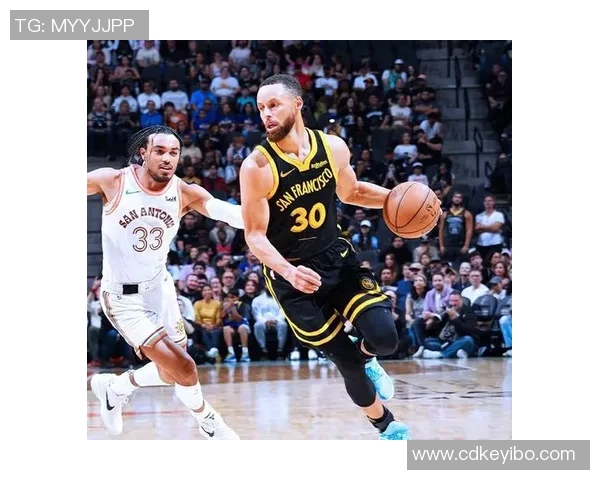 勇士与马刺激战三月三十一日期待精彩对决与球星表现 勇士与马刺激战三月三十一日期待精彩对决与球星表现